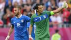 Daniele De Rossi and Gianluigi Buffon thank the fans, Spain v Italy, Euro 2012, Gdansk Arena, June 10, 2012